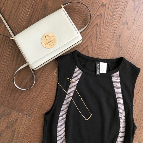 H&M Black Sleeveless Bodycon Fitted Dress - Picture 2 of 6